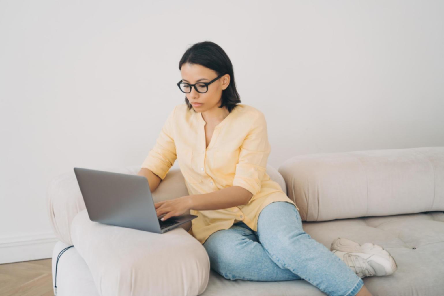 Sesión de análisis de modelos de negocio y oportunidades empresariales